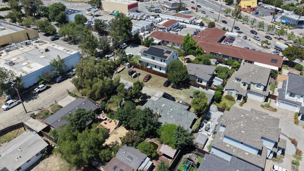 1270 Hoffman Lane