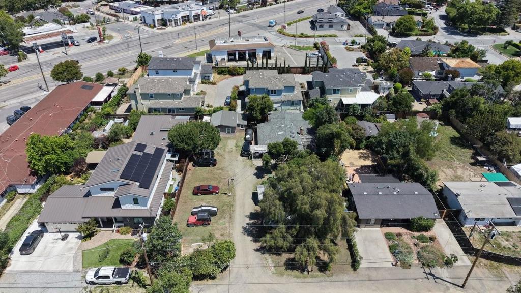 1270 Hoffman Lane