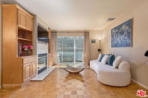 Tiny photo for 2223 S Bentley Avenue #202, Los Angeles, CA 90064 (MLS # 26103057)