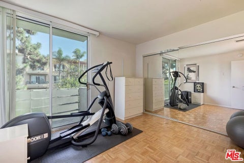 Tiny photo for 2223 S Bentley Avenue #202, Los Angeles, CA 90064 (MLS # 26103057)