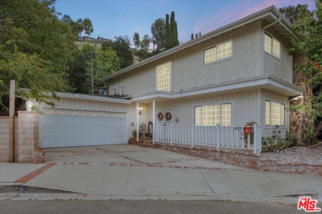 4635 Esparto Street, Woodland Hills CA 91364
