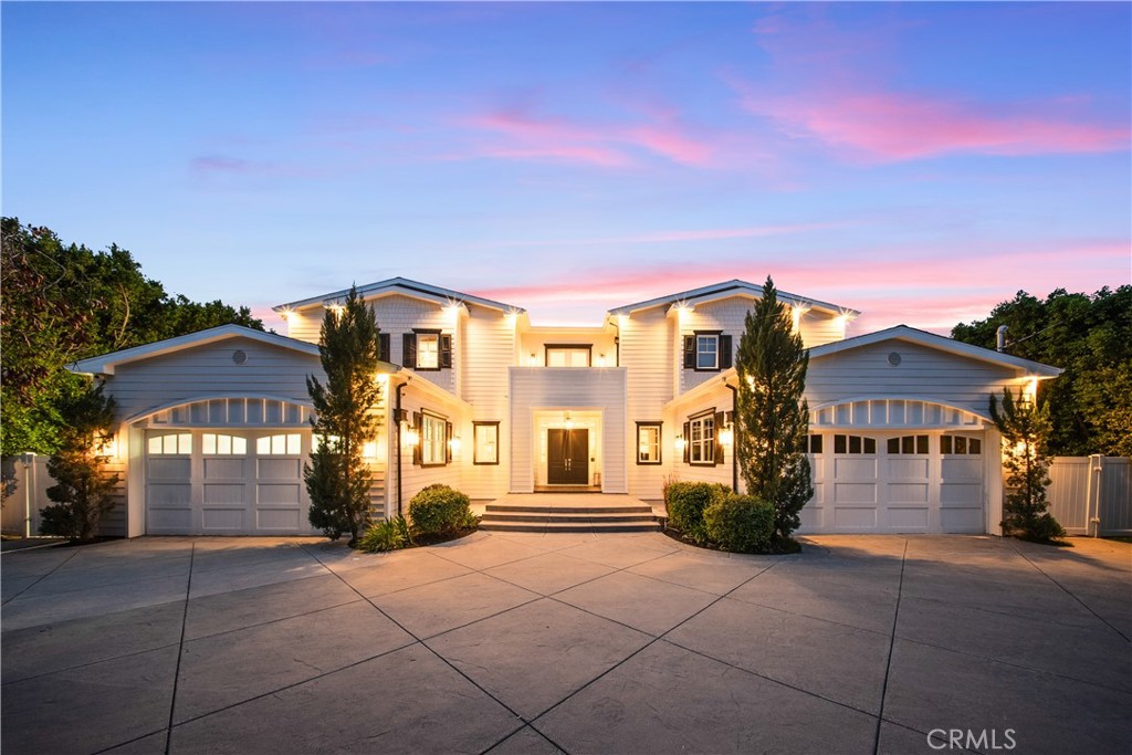 17528 Jayden Lane