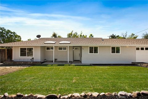 Photo of 384 W 7th St, Upland, CA 91786 (MLS # DW26084585)