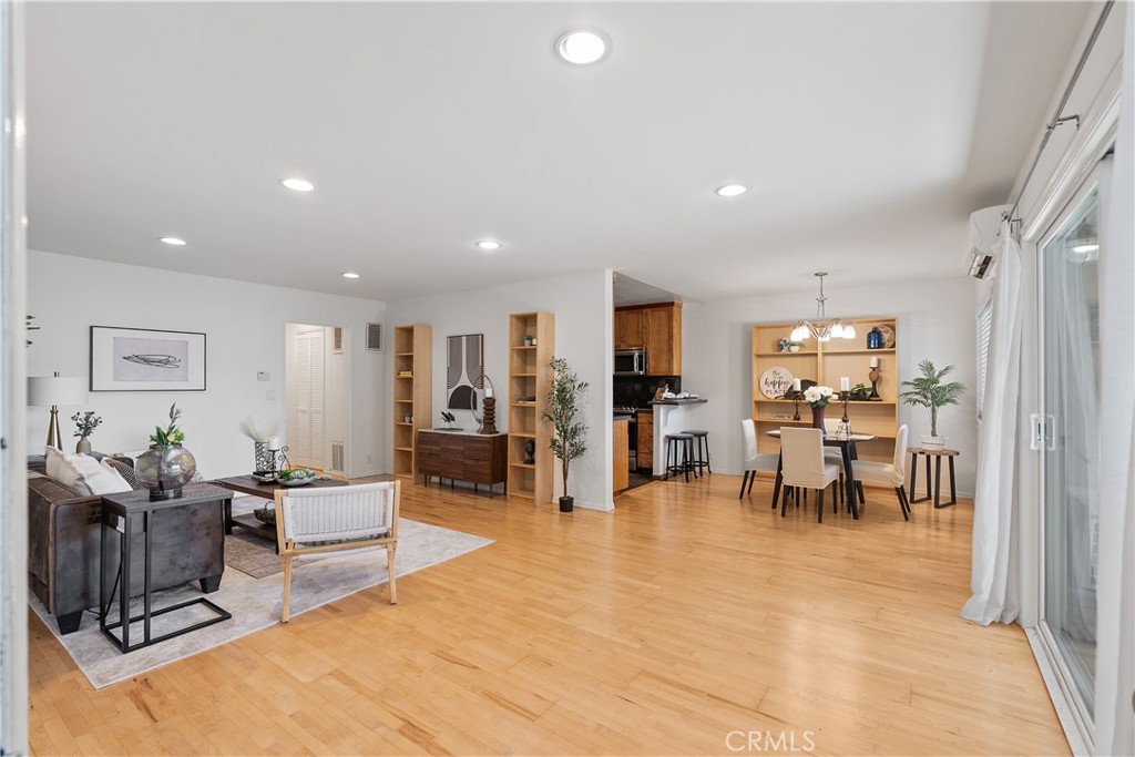 Stylish Corner Condo on Coveted Montana Avenue
Experience the best of Santa Monica coastal living in this bright and spacious 2 bed, 2 bath single-level corner unit, perfectly positioned in one of the city’s most desirable neighborhoods. Boasting 1,152 sq. ft. of light-filled interiors, this home offers a welcoming living room with recessed lighting, a formal dining area, and a beautifully appointed galley-style kitchen with rich hardwood cabinetry. The kitchen comes complete with stainless steel appliances, including a gas range, refrigerator, microwave, dishwasher, and a convenient in-unit washer & dryer.
Nestled directly on the iconic Montana Avenue, you’re surrounded by over 150 boutique shops, cafes, and restaurants such as R+D Kitchen, Sweet Lady Jane, The Farms, and Whole Foods Market, all just steps from your door.
Spend your mornings jogging along Palisades Park with sweeping ocean views, afternoons exploring the Third Street Promenade, and weekends hiking Temescal Canyon or relaxing at the beach just minutes away.
Families will appreciate access to top-rated schools, including Franklin Elementary, Lincoln Middle School, and Santa Monica High School.
The location also offers unbeatable convenience for professionals, with Santa Monica’s thriving tech and media employers, Hulu, Snapchat, and Amazon Studios, just minutes away.
From its walkable, vibrant neighborhood to its proximity to the sand, surf, and cultural hubs, this home isn’t just a place to live
It’s a gateway to the ultimate Santa Monica lifestyle.