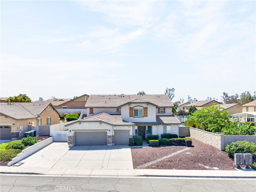 23347 Crystal Way