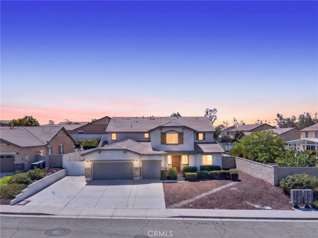 23347 Crystal Way