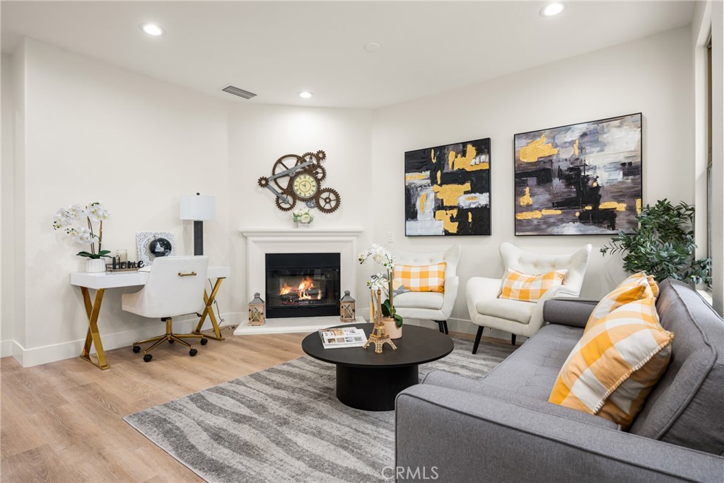 199 Groveland