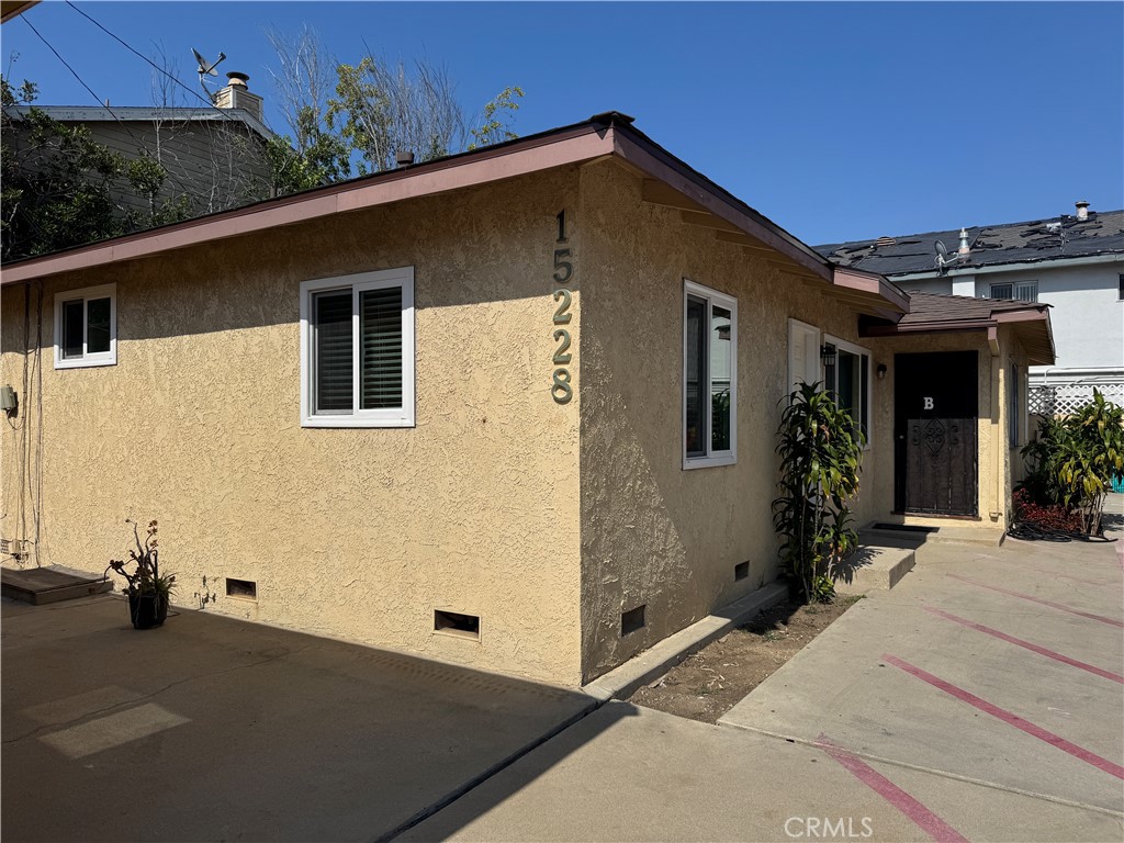 Completely updated 2 bedroom 1 bath single story unit. Updated kitchen with new cabinets, counters, sink and stove. Eat in kitchen. Large living room with plenty of natural light. Vinyl plank flooring throughout. New blinds. Updated modern bathroom. 2 car tandem car port. Laundry room on the property. Gated. Close to shopping and transportation.