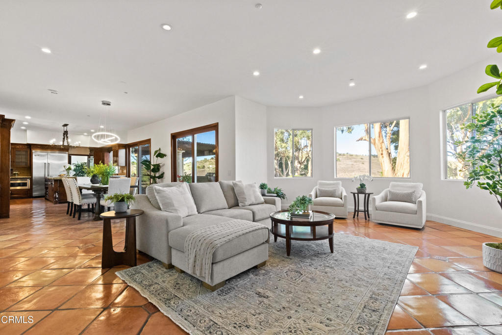 Lexington Hills - 288008 - Residential