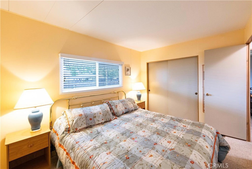 Thousand Palms (32004) - Manufactured In Park