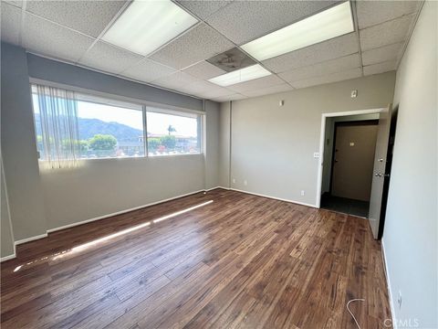 Photo of 3857 Foothill Blvd Blvd #16C, La Crescenta, CA 91214 (MLS # GD26091625)
