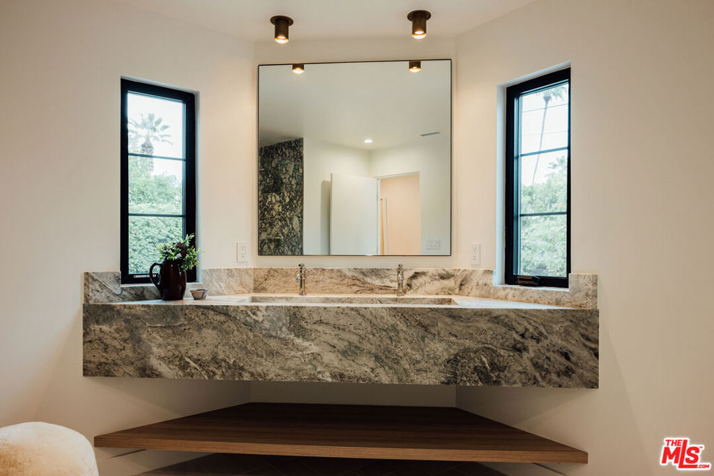 Tahquitz River Estates - Residential