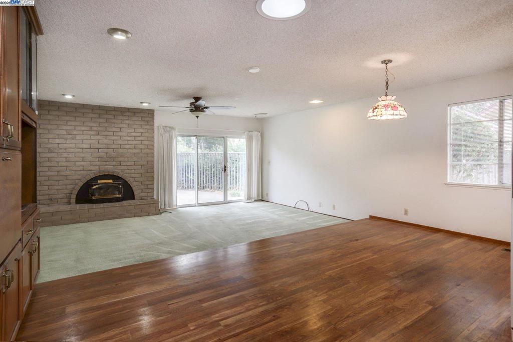 CASTRO VALLEY - Residential