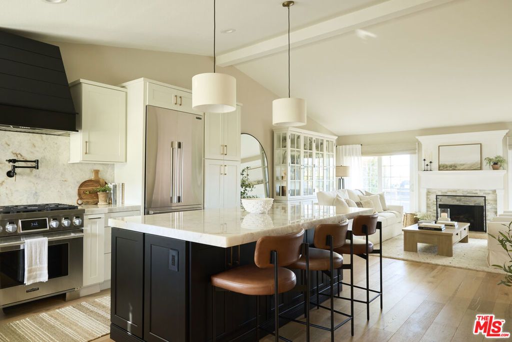 Photo of 358 Via Metates, Oceanside, CA 92057 (MLS # 25622703)