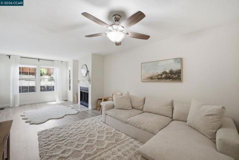 Photo of 767 Military E, Benicia, CA 94510 (MLS # 41135587)