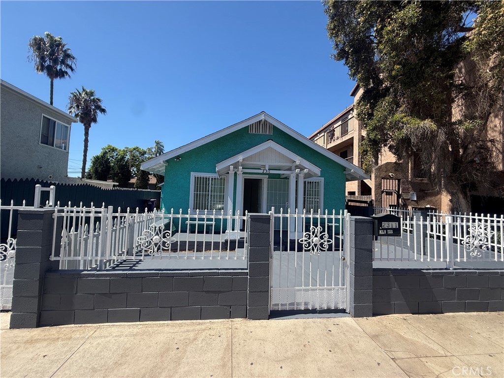 Beautiful unique 2 bedroom 1 bath single family. Ready to move in. 2 car garage long driveway. Small 1 bedroom 1 bath unit in the back.