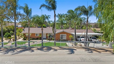 Photo of 19345 Warren RD, Riverside, CA 92508 (MLS # HD26121193)