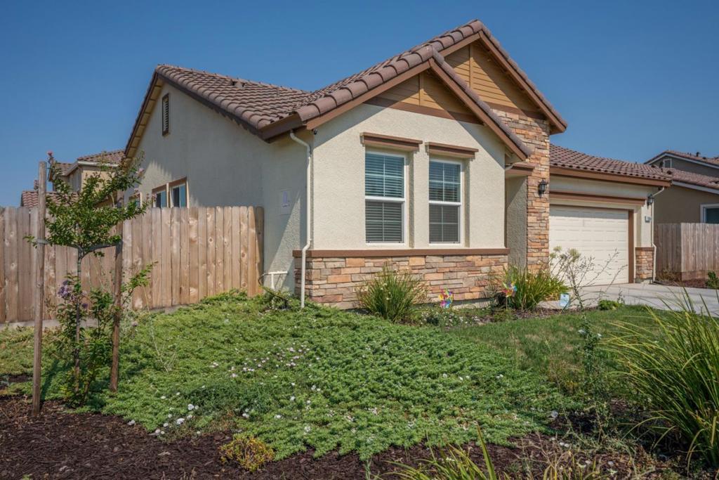1964 Gus Villalta Drive