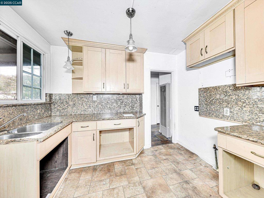 Not Listed - Residential