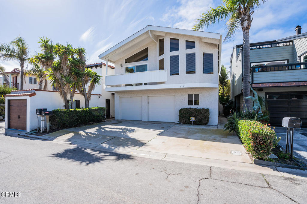 3233 Playa Court