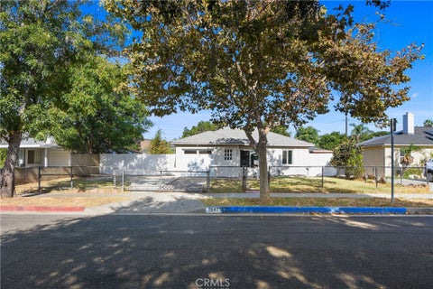 Photo of 1647 S Huntington Street, Pomona, CA 91766 (MLS # TR26187930)