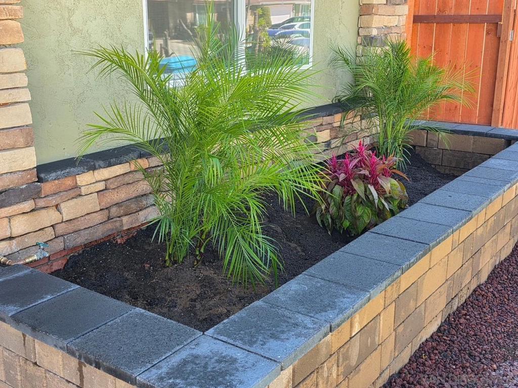 1871 Tamarand Way