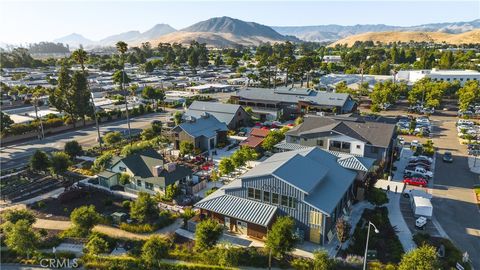 Photo of 114 Tank Farm Road, San Luis Obispo, CA 93401 (MLS # PI25134773)