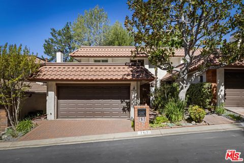 Photo of 767 Starlight Heights Drive, La Canada Flintridge, CA 91011 (MLS # 26663935)
