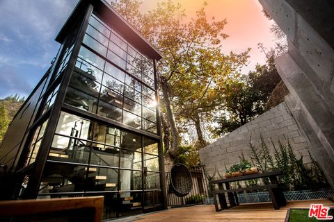 Photo of 1307 N Beverly Glen Boulevard, Los Angeles, CA 90077 (MLS # 24451691)
