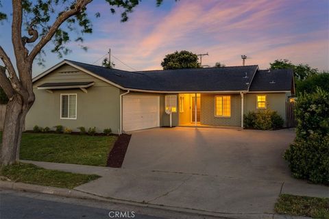 Photo of 1222 W Newport Street, San Luis Obispo, CA 93405 (MLS # SC26085655)