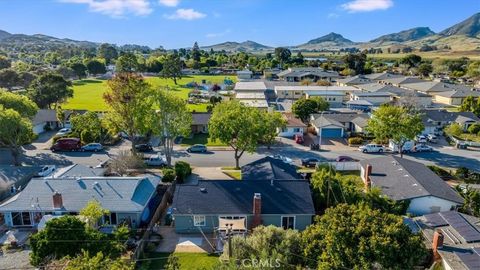 Tiny photo for 1222 W Newport Street, San Luis Obispo, CA 93405 (MLS # SC26085655)