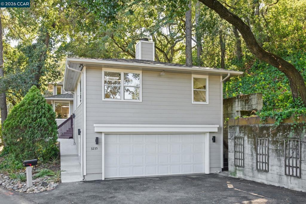 3235 Andresean Drive