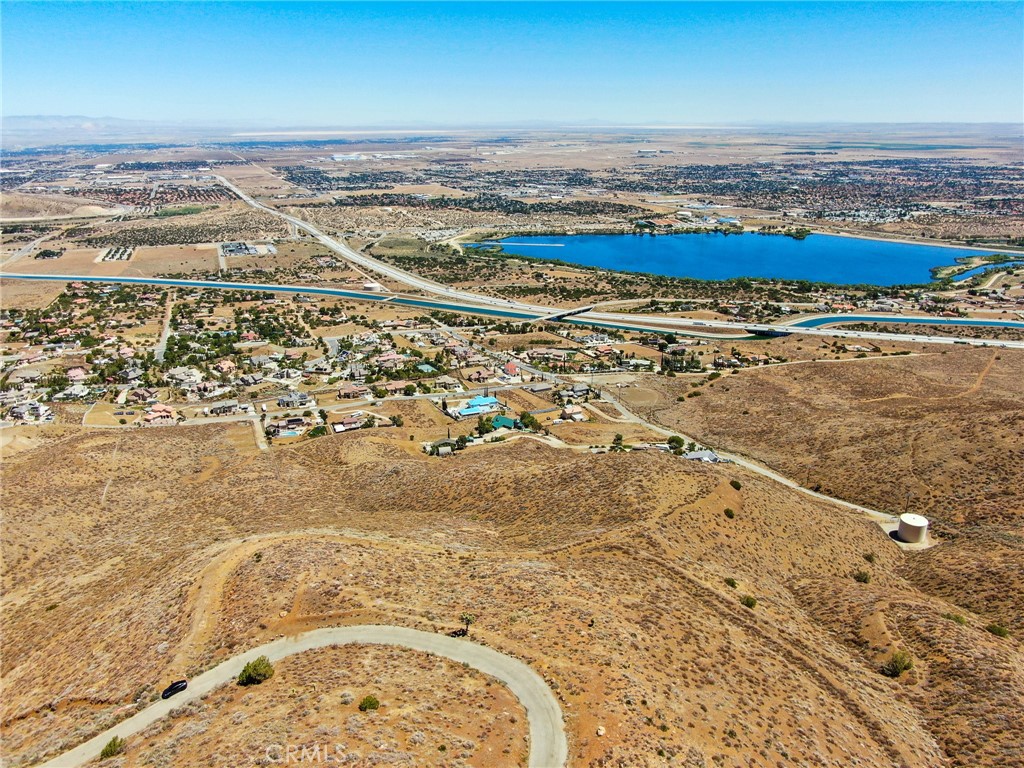 0 Mccoy Ranch Rd & Tierra Subida