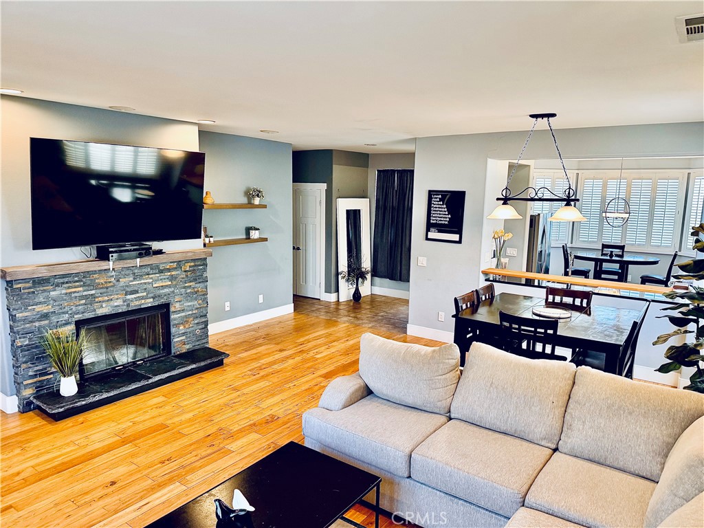 1250 W Avenue H7