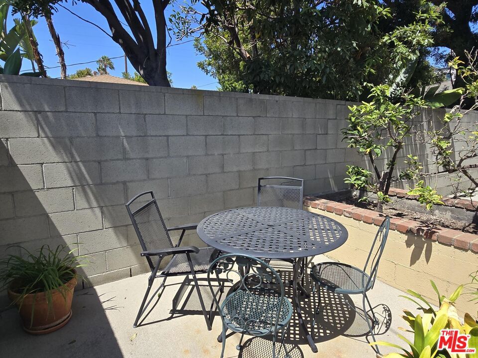 10809 Palms Boulevard