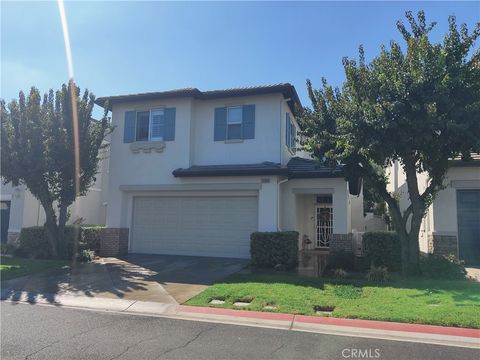Photo of 12936 Cambridge Ct, Chino, CA 01710 (MLS # IV25244501)