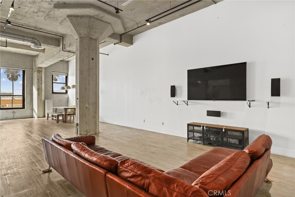 Downtown (DT) - Residential