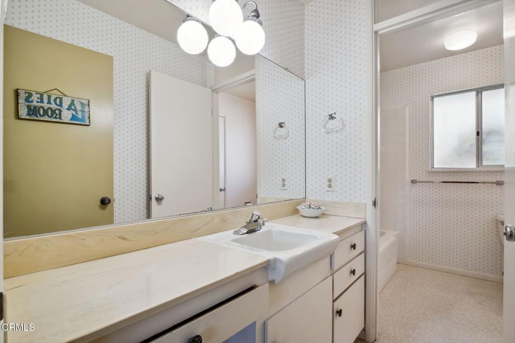 Lynbrook 6 - 1336 - Residential