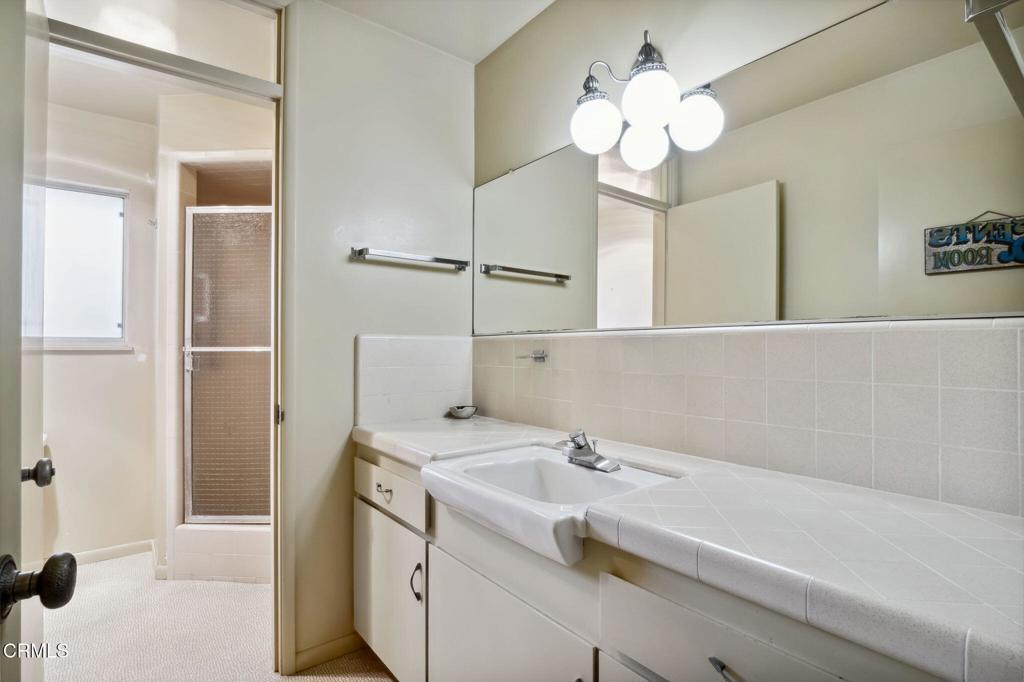 Lynbrook 6 - 1336 - Residential