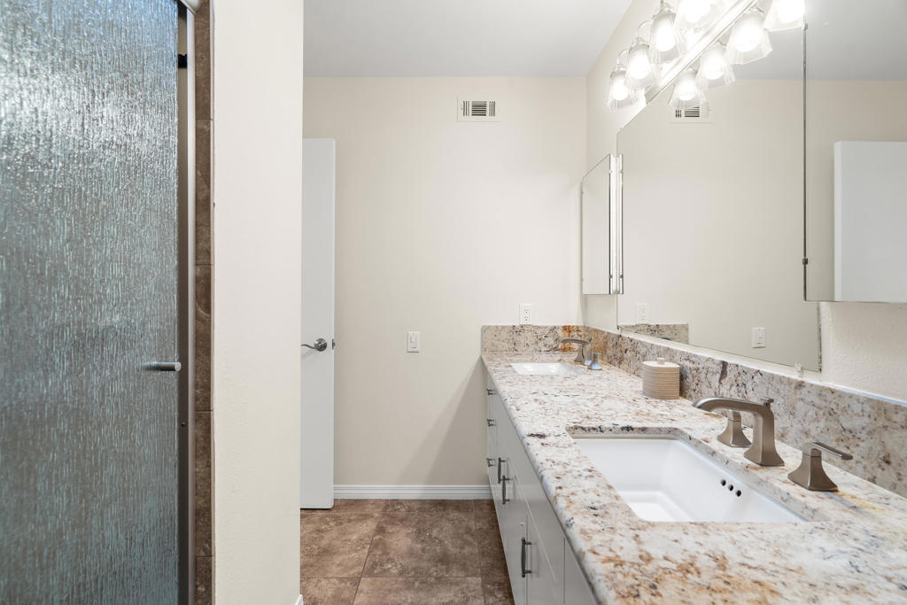 Shadow Mtn Fairway C - Residential
