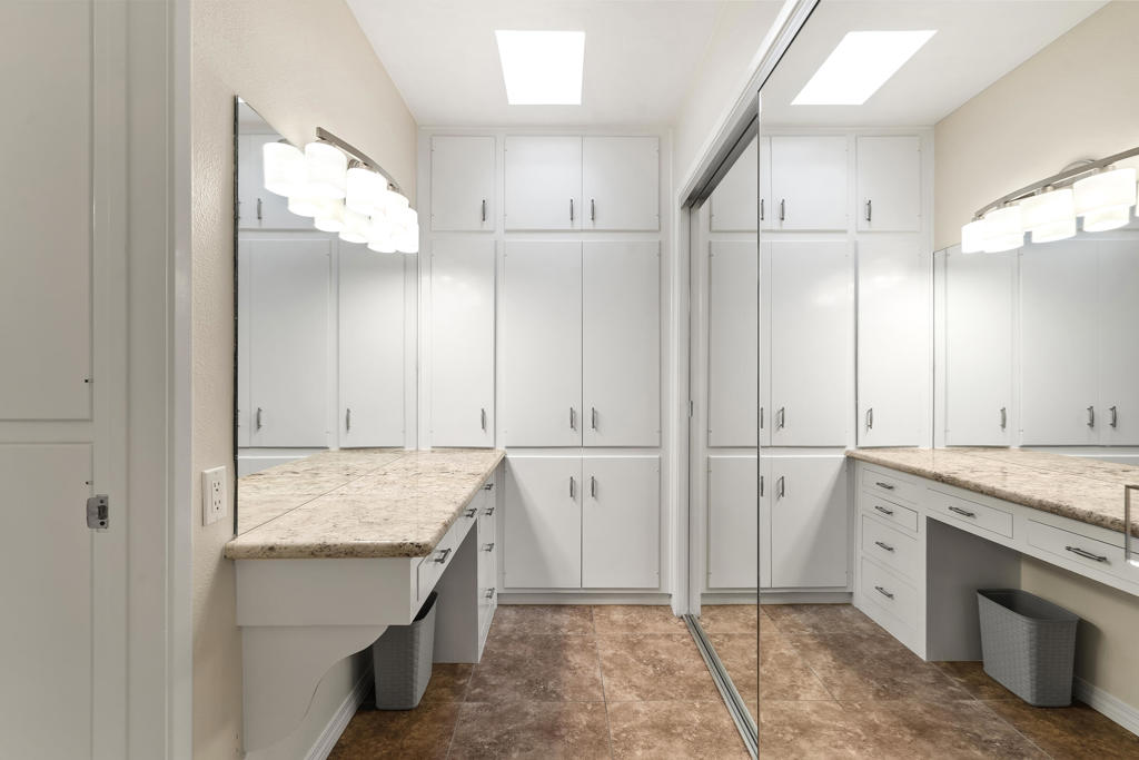 Shadow Mtn Fairway C - Residential
