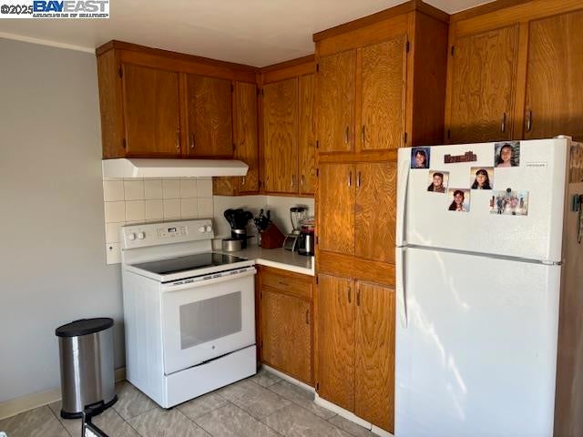 2144 Alvarado St