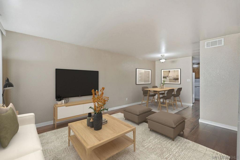 606 S S Mollison Ave A