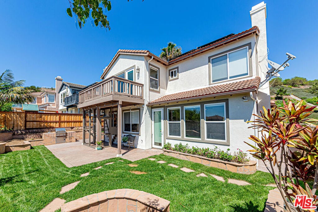 2259 Junipero Avenue, Signal Hill CA 90755