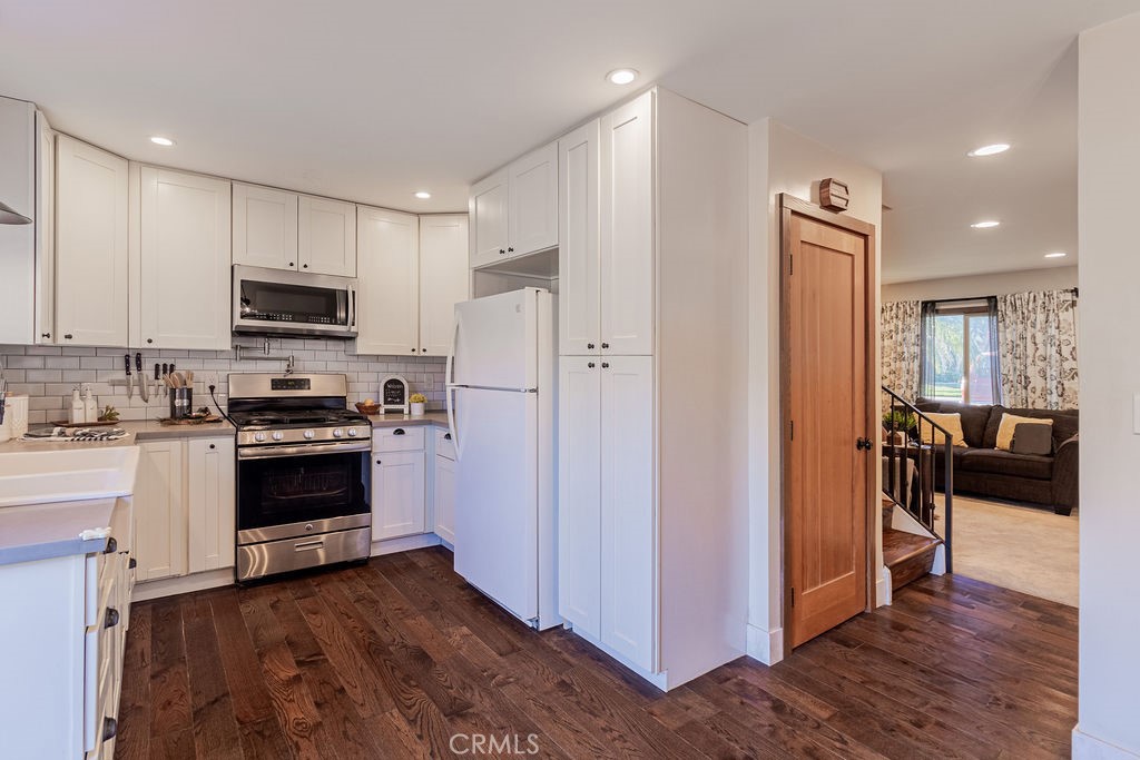 3832 Bixby Drive