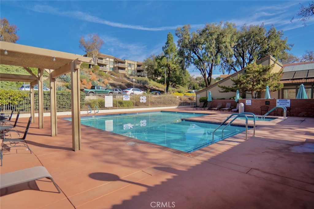 Oaknoll Villas (314) - Residential