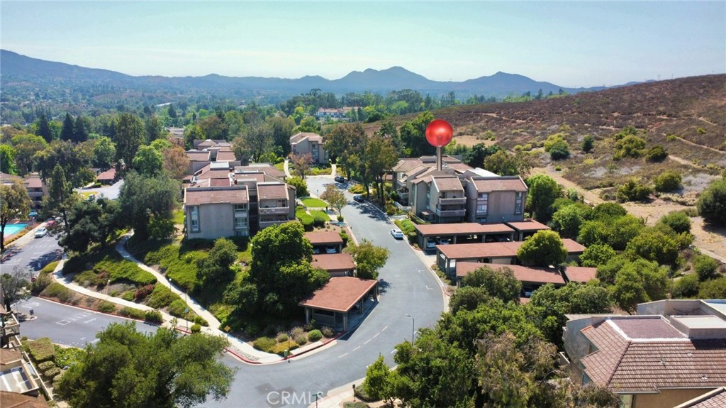 Oaknoll Villas (314) - Residential