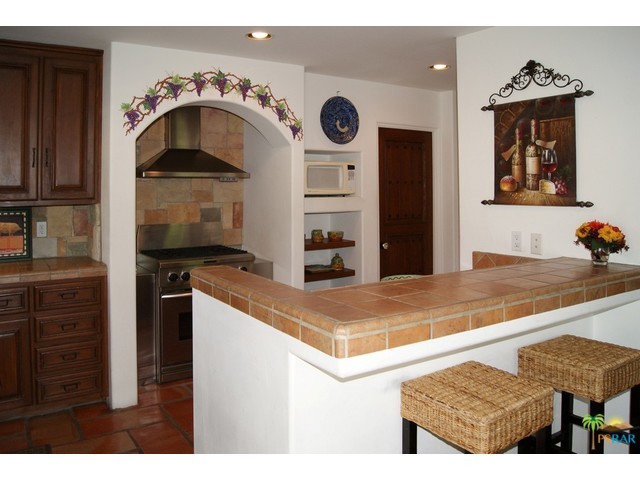 Movie Colony East - Residential