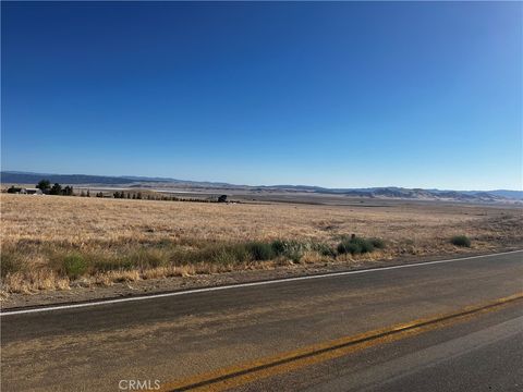 Photo of 4 Arriba Trail, Santa Margarita, CA 93453 (MLS # PI25143720) Photo of 4 Arriba Trail, Santa Margarita, CA 93453 (MLS # PI25143720)