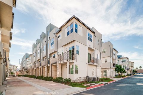 1602 W Bushell Anaheim CA 92805